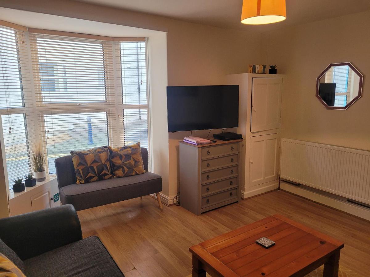 Large 5 Bed Town-Centre Home Close To The Beach, Sleeps 9 Aberystwyth Exterior foto